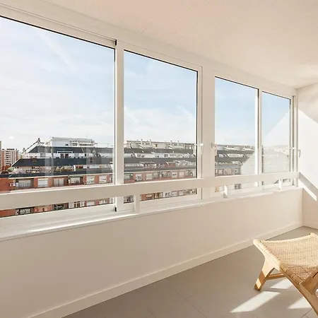 Apartament Penthouse With Terrace Near Gran Via And Camp Nou *