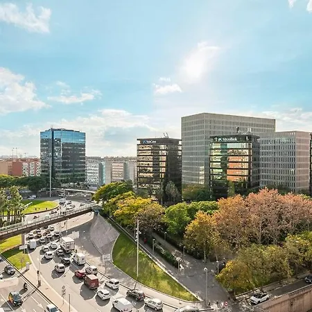 Penthouse With Terrace Near Gran Via And Camp Nou Barcelona