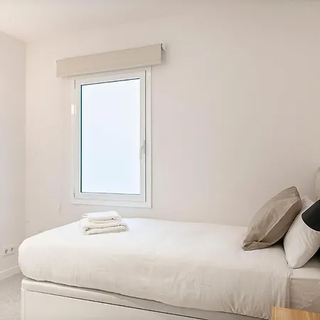 Penthouse With Terrace Near Gran Via And Camp Nou