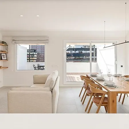 Penthouse With Terrace Near Gran Via And Camp Nou Apartament